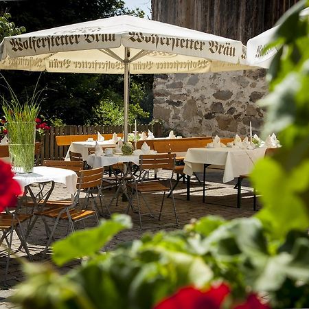 Hotel Wirtshaus Am Schloss Aicha vorm Wald Exterior photo