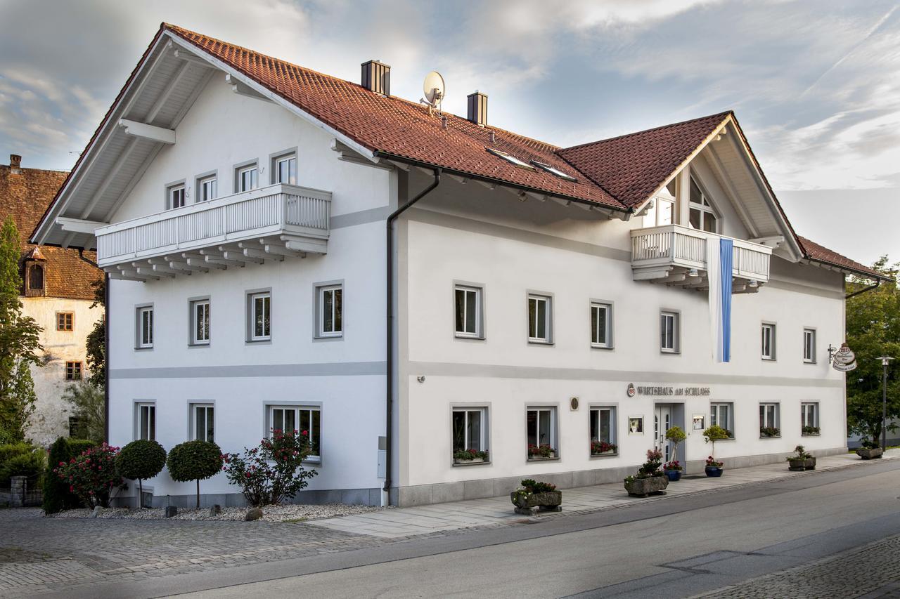 Hotel Wirtshaus Am Schloss Aicha vorm Wald Exterior photo