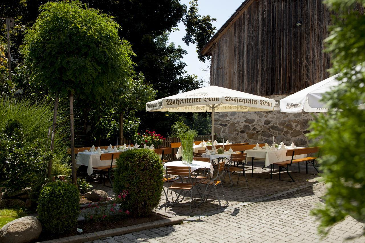 Hotel Wirtshaus Am Schloss Aicha vorm Wald Exterior photo